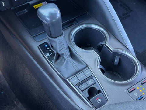 2023 Toyota Camry Hybrid XSE