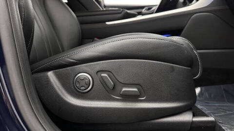2022 Genesis GV80 2.5T