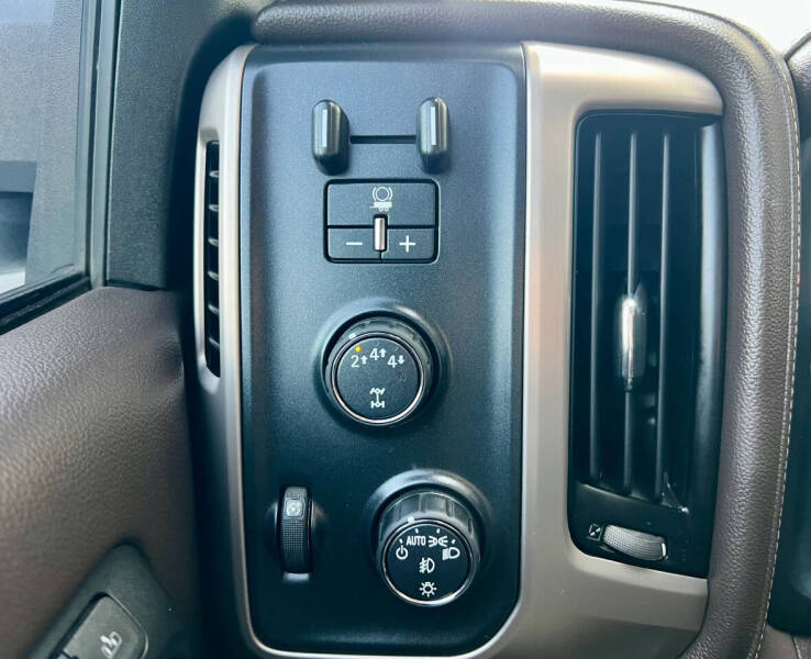 2017 GMC Sierra 2500HD Denali