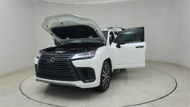 2023 Lexus LX 600 Luxury