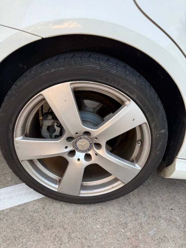 2011 Mercedes-Benz E-Class