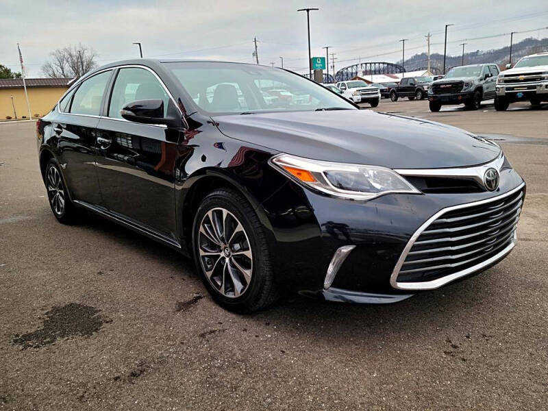 2018 Toyota Avalon XLE