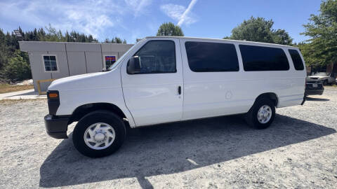 2011 Ford E-Series E-350 SD XLT