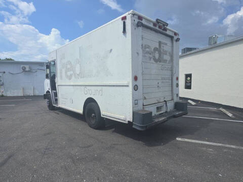 1998 Freightliner MT45 Chassis