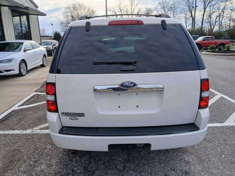 2010 Ford Explorer XLT