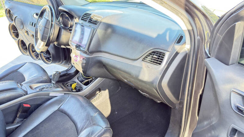 2019 Dodge Journey Crossroad