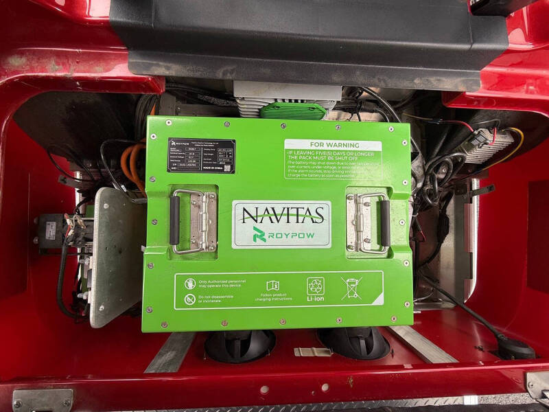 2025 Navitas Fox