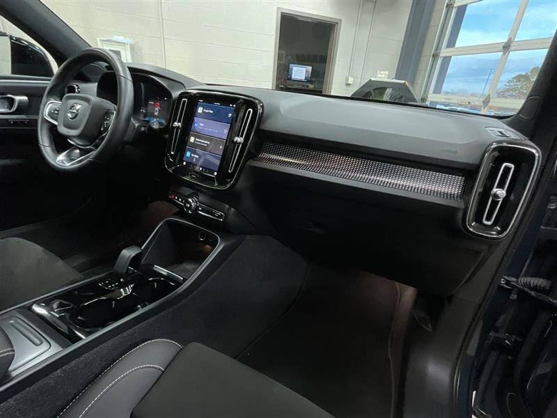 2022 Volvo XC40 Recharge Twin Plus