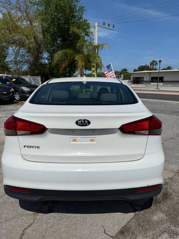 2011 Kia Forte LX