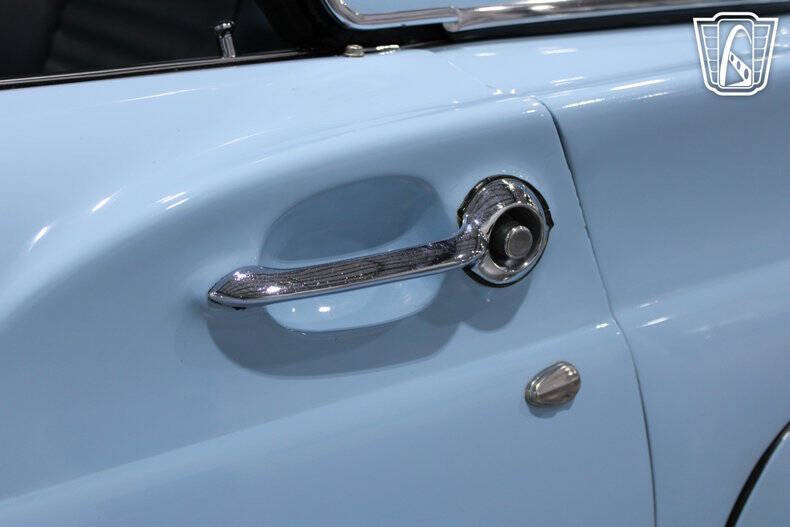 1957 Ford Thunderbird