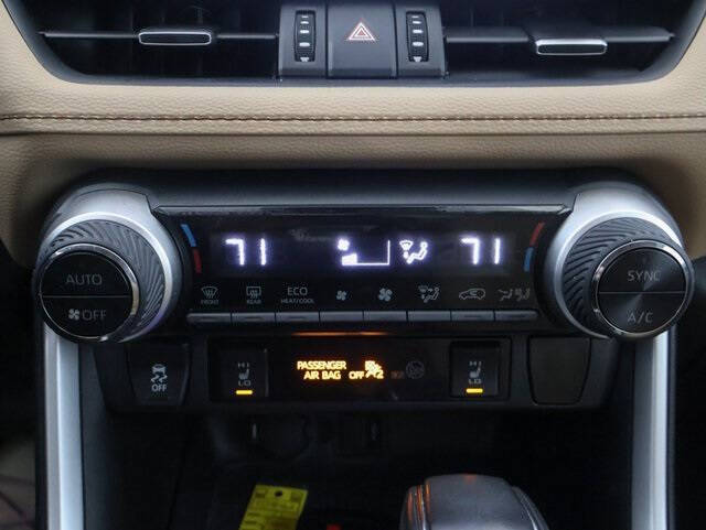 2021 Toyota RAV4 Hybrid XLE Premium