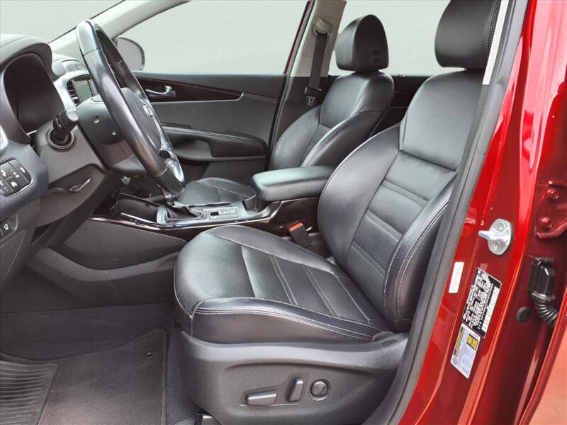 2019 Kia Sorento EX V6