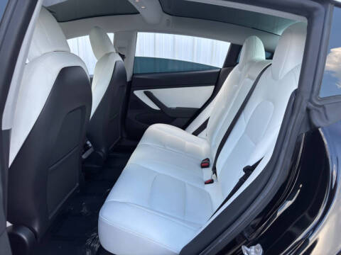 2020 Tesla Model 3 Long Range