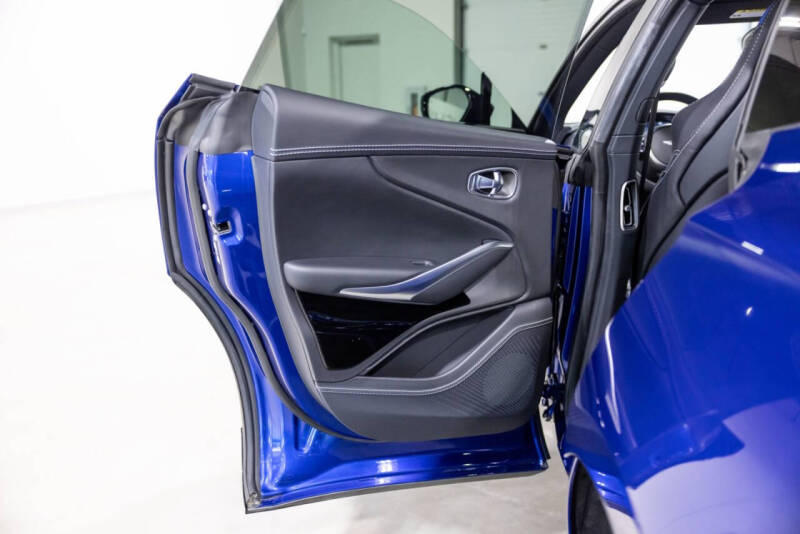 2023 Aston Martin DBX 707