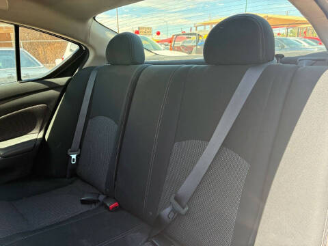 2019 Nissan Versa SV