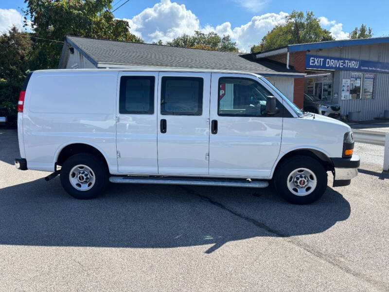 2024 GMC Savana 2500