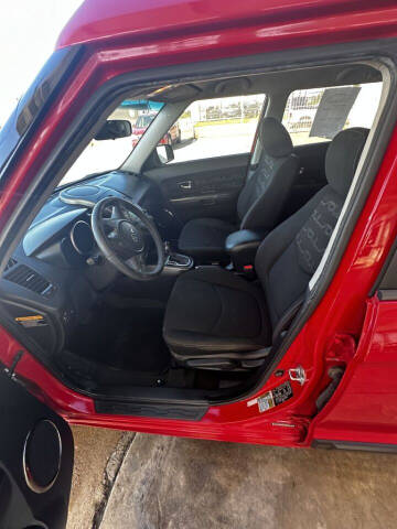2012 Kia Soul +