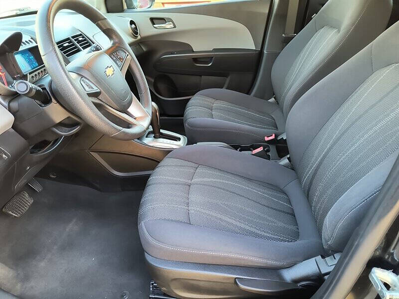 2013 Chevrolet Sonic LT Auto