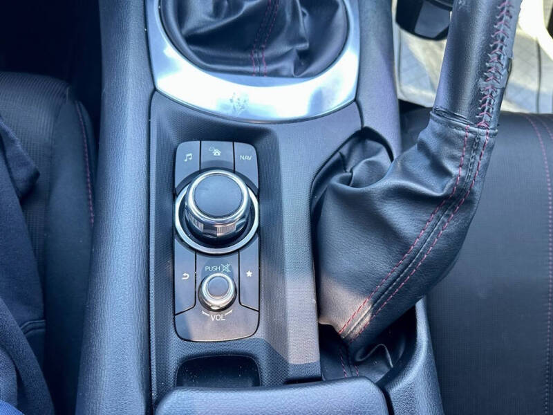 2016 Mazda MX-5 Miata Club