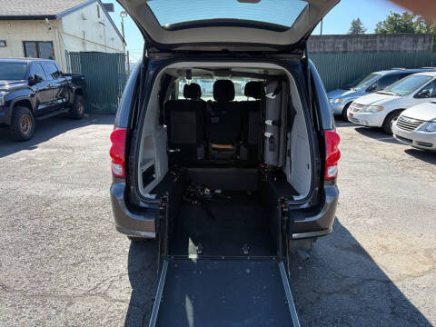 2015 Dodge Grand Caravan SE Plus