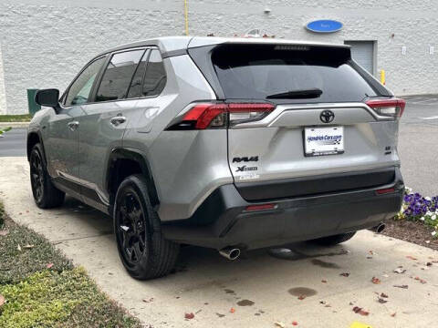 2023 Toyota RAV4 LE