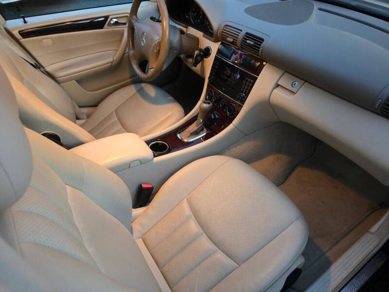 2005 Mercedes-Benz C-Class C 240 4MATIC