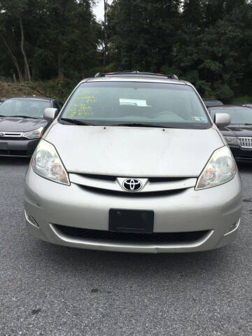 2006 Toyota Sienna for sale at Mecca Auto Sales in Harrisburg PA