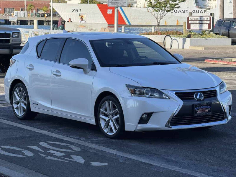 2017 Lexus CT 200h