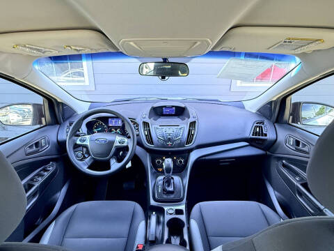 2015 Ford Escape S