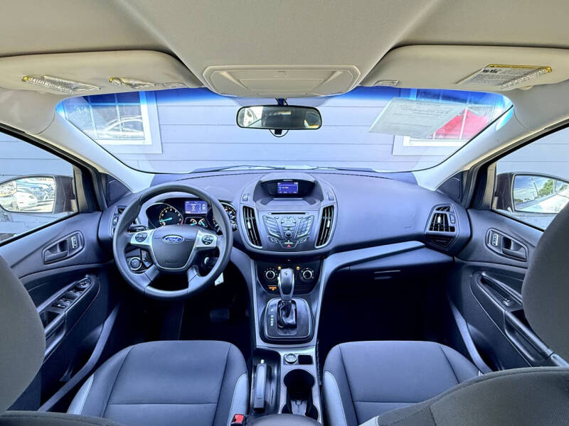 2015 Ford Escape S