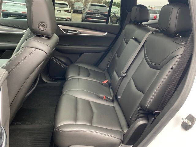 2024 Cadillac XT6 Luxury