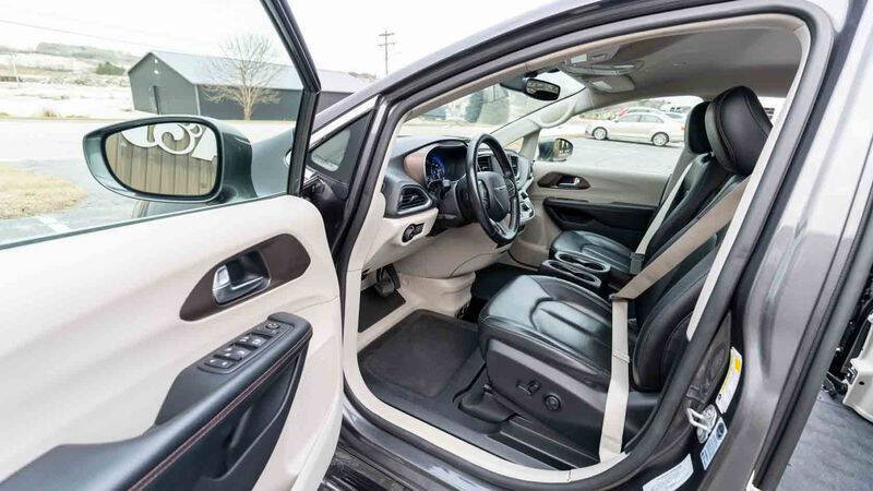 2019 Chrysler Pacifica Touring L