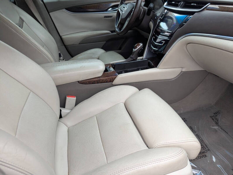 2013 Cadillac XTS Platinum Collection
