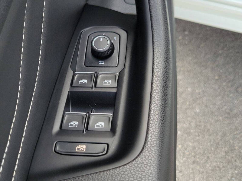 2023 Volkswagen Arteon SE R-Line