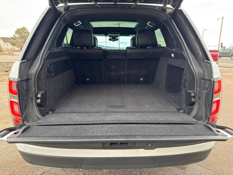 2020 Land Rover Range Rover P525 HSE