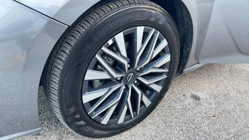 2025 Nissan Altima 2.5 SV