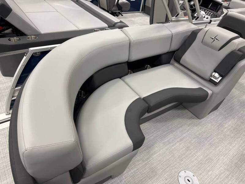 2025 Berkshire 23 RFX STS 3.0