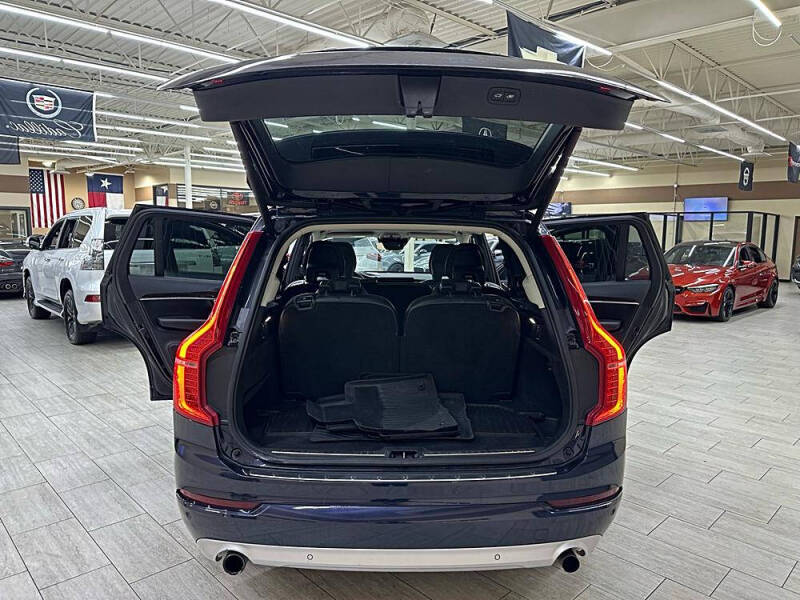2019 Volvo XC90 T5 Momentum