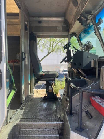 2017 Freightliner MT55 Chassis