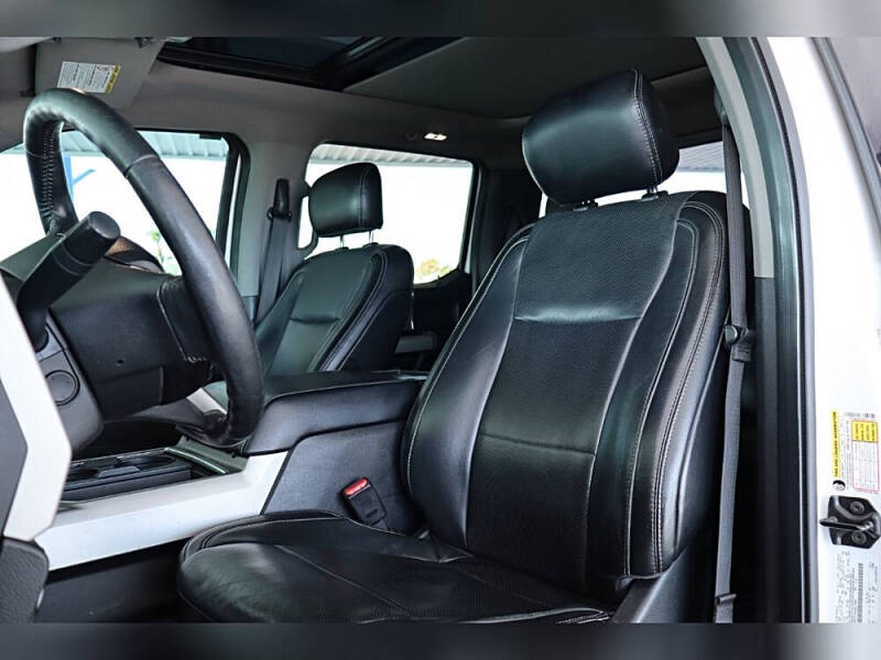 2017 Ford F-350 Super Duty Lariat