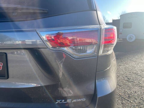 2016 Toyota Highlander XLE