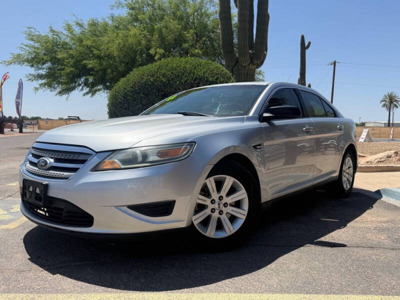 2011 Ford Taurus SE