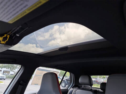 2025 Volkswagen Golf GTI SE