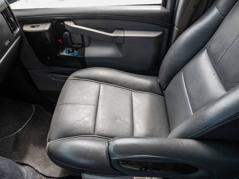 2017 Chevrolet Express 2500