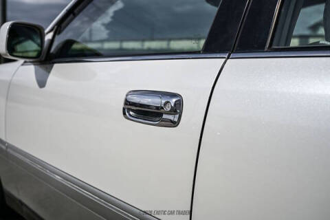 2000 Toyota Crown
