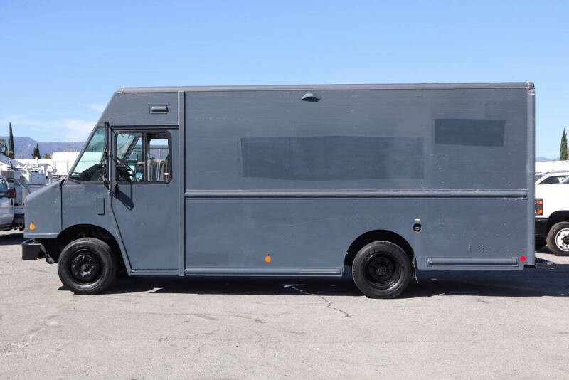 2020 Freightliner MT45 Chassis