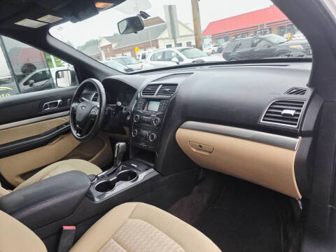 2017 Ford Explorer