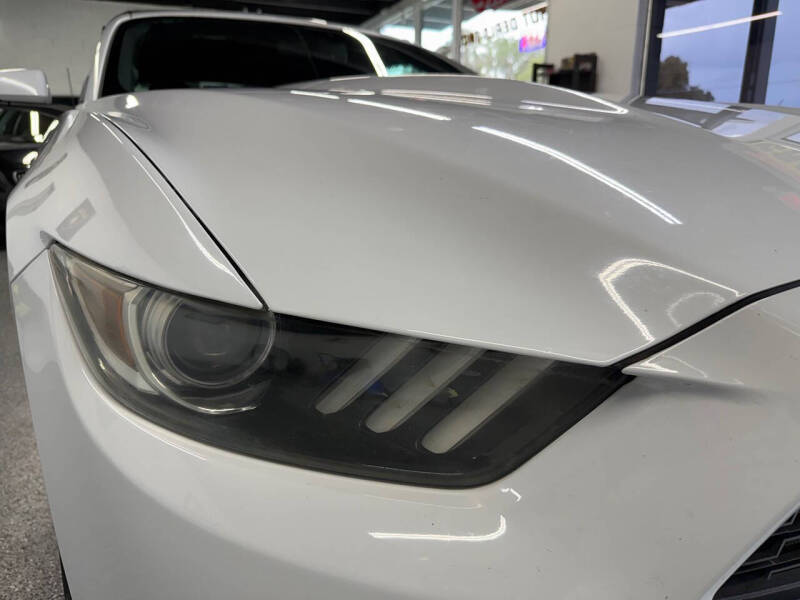 2016 Ford Mustang EcoBoost Premium