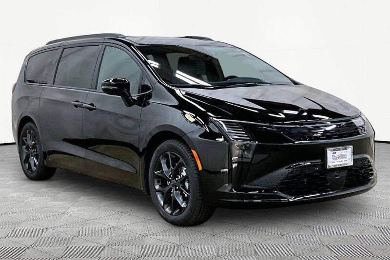 2027 Chrysler Pacifica Limited