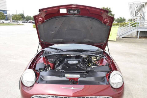 2004 Ford Thunderbird Deluxe